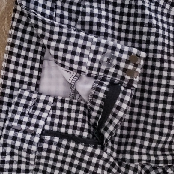 NWOT Old Navy Pixie Ankle Pants - Picture 4 of 8